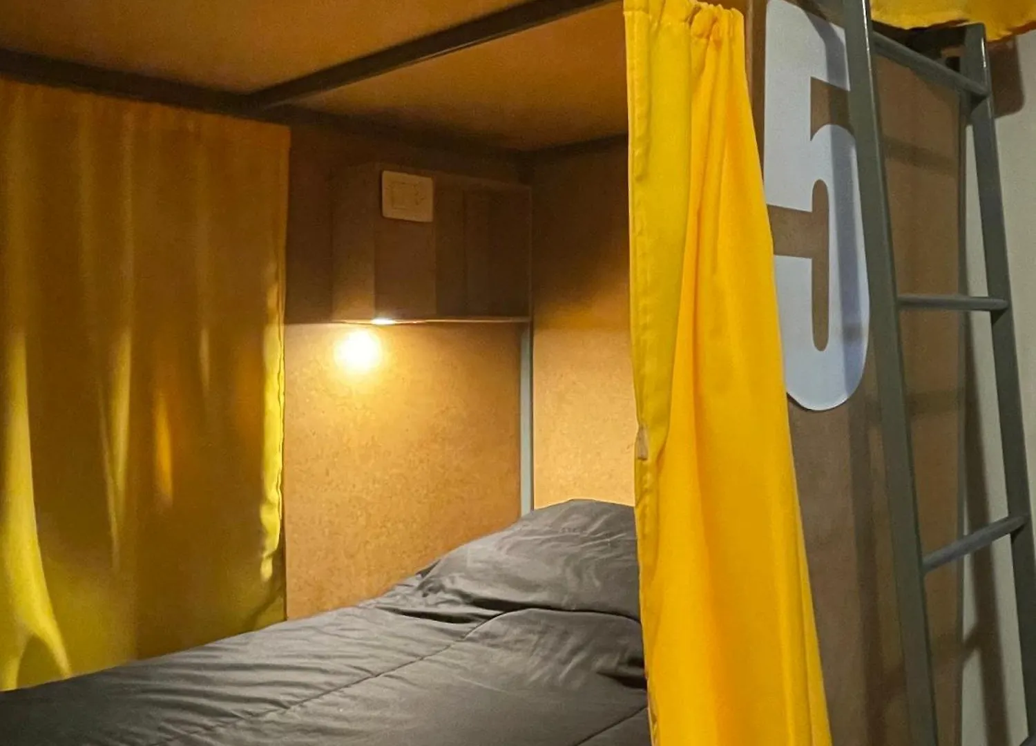 Mora Hostel Mendoza
