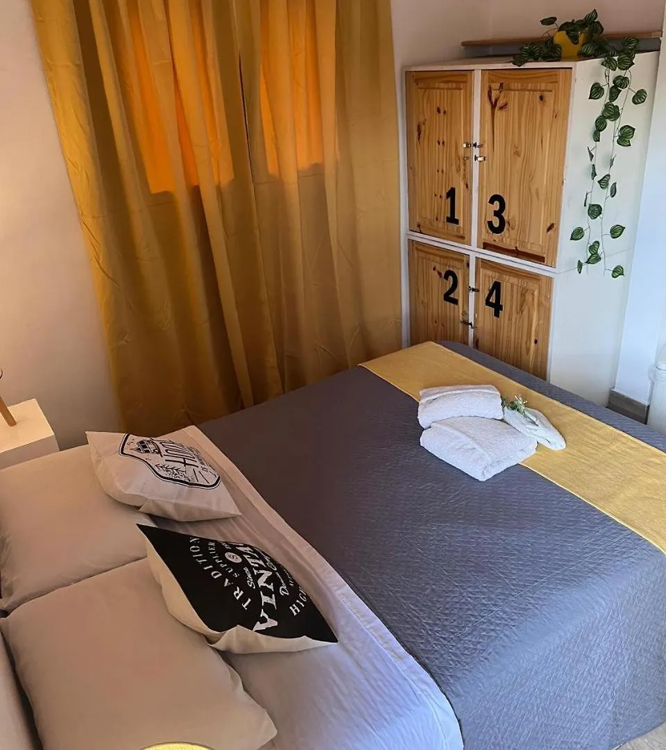 Mora Hostel Mendoza