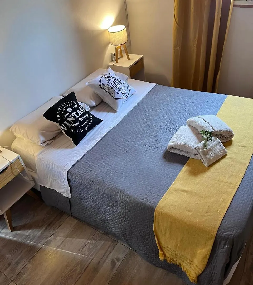 Mora Hostel Mendoza Argentina