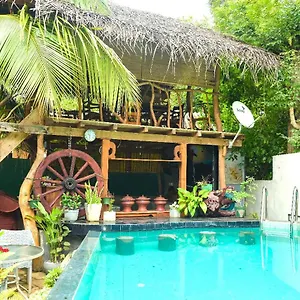 https://visu-villa.kandyhotelsnow.com