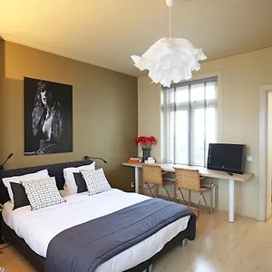 https://apartment-keizersgracht.amsterdamhotelsnl.com