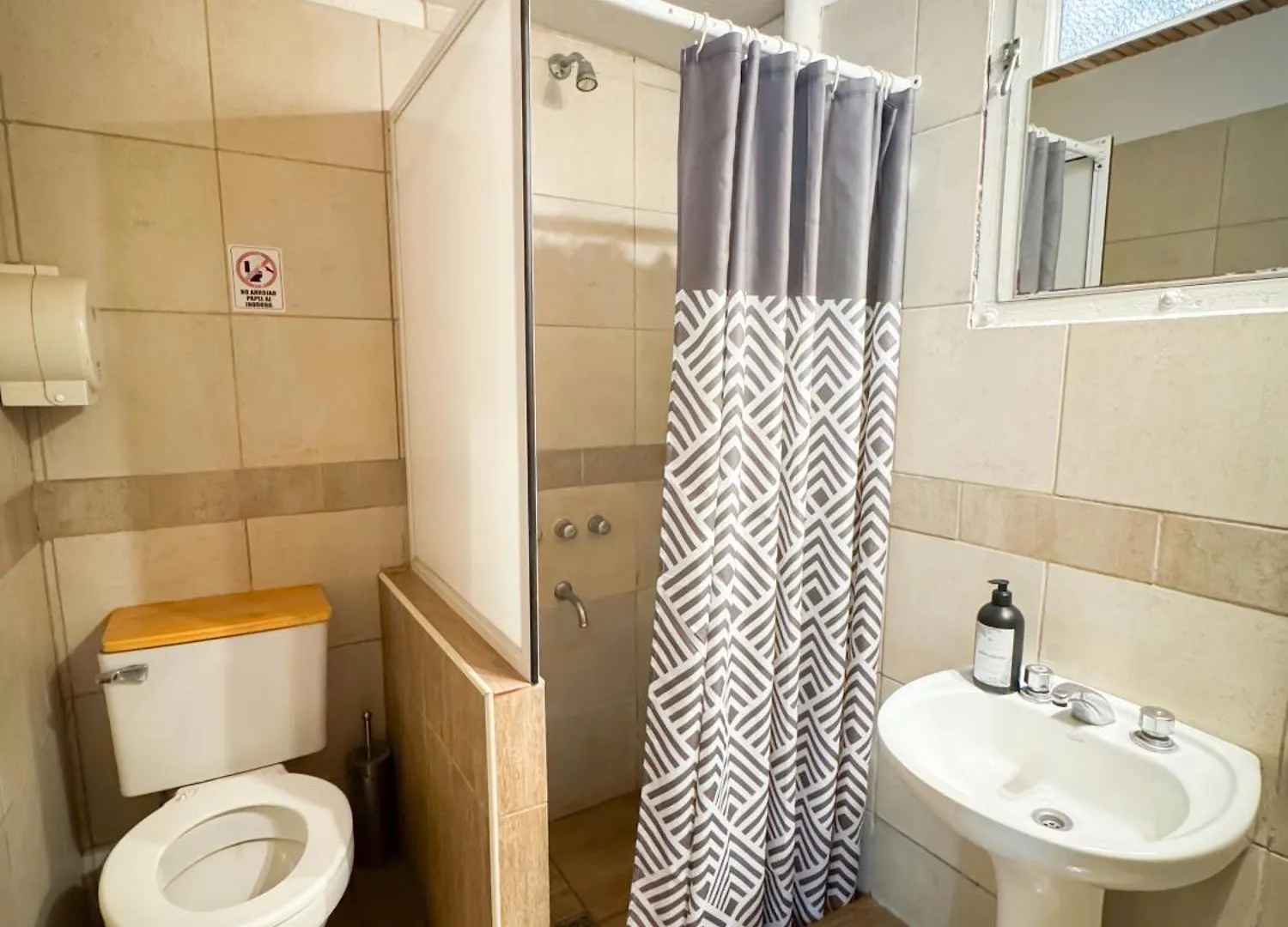 Mora Hostel Mendoza